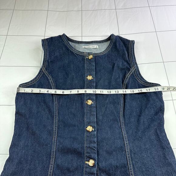 Abercrombie & Fitch Denim Vest Womens Large Blue Dark Wash Button Tie Back New - Picture 9 of 11